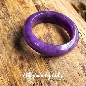 Purple jade ring carved band